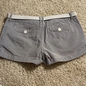 Super cute blue and white striped shorts!!